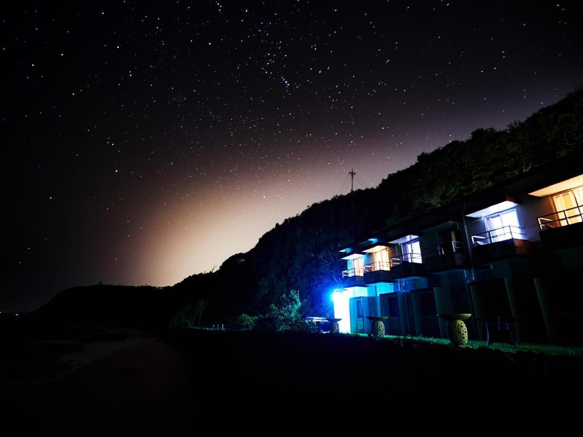 Hotel Oceans Nakijin Esterno foto