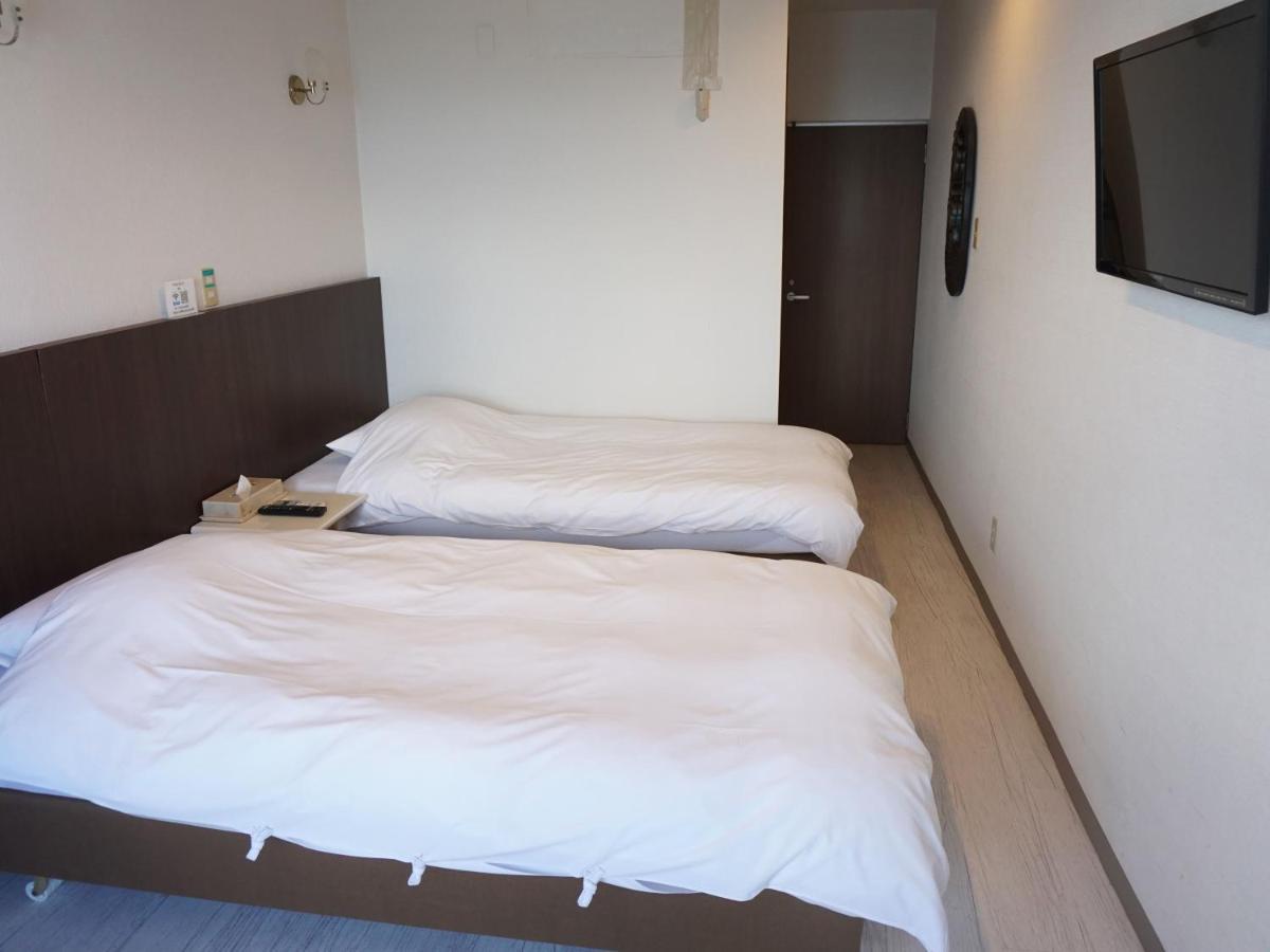 Hotel Oceans Nakijin Esterno foto